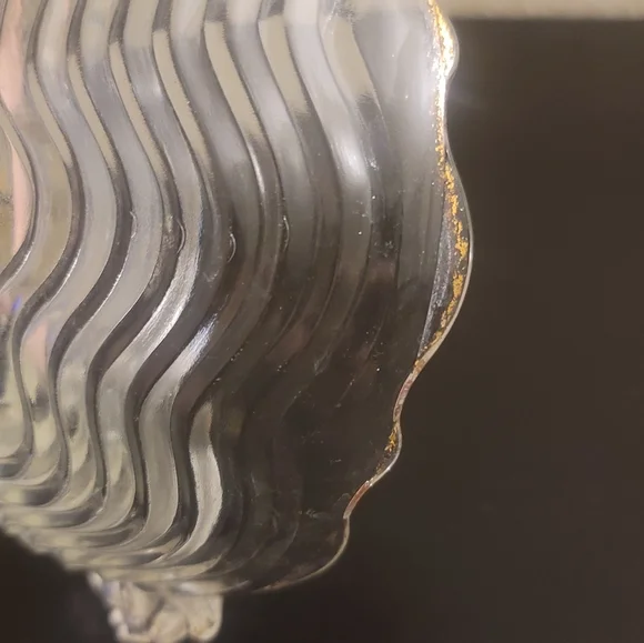 Wavy Ribbed Bowl - Picture 5 of 5